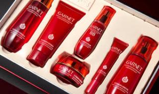 适合50-60岁的护肤品那个 50岁抗皱紧致护肤品