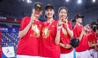 23届女排中国教练 中国女排的功勋女教练